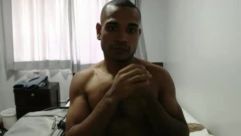 Snapshot of larenz_tate chatting on 06-07-26, 12:09 larenz_tate online show from 06-07-26, 12:09