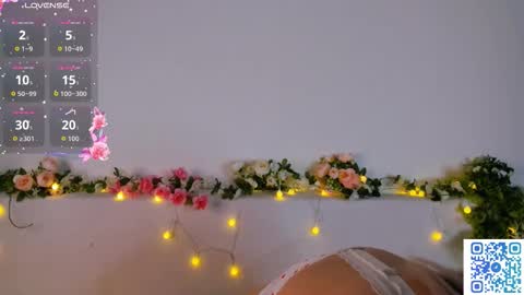 Rose online show from 10-25-25, 02:02