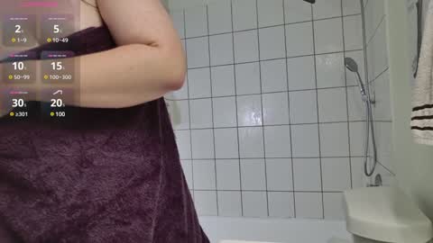 Lexi online show from 12-15-24, 10:18