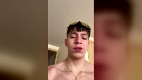 Snapshot of largo33029 chatting on 01-12-26, 06:35 largo33029 online show from 01-12-26, 06:35