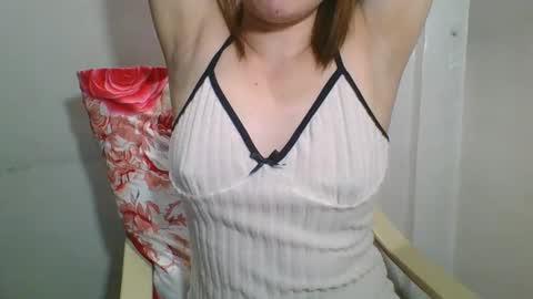 Snapshot of laricemsbest chatting on 09-25-25, 05:55 Larice online show from 09-25-25, 05:55