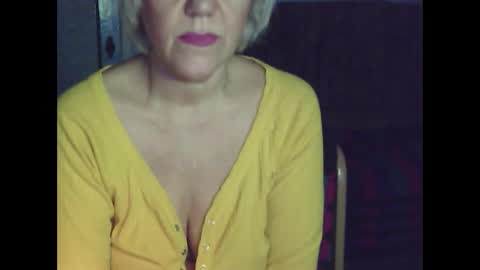 larisaq4ugo24 online show from 01-24-25, 08:13