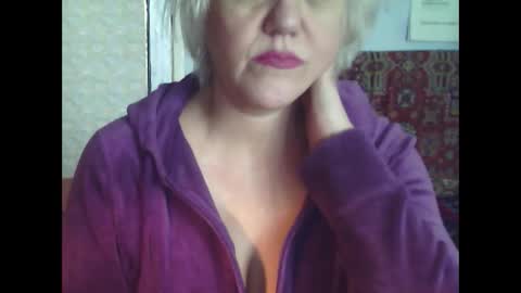 larisaq4ugo24 online show from 02-25-25, 09:31