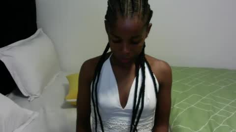 Snapshot of larrine chatting on 06-30-26, 09:05 larrine online show from 06-30-26, 09:05