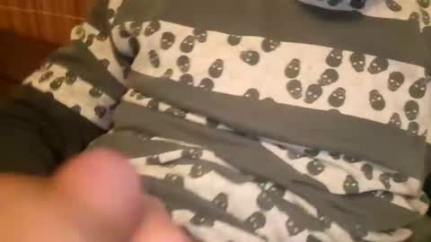 larry009 online show from 01-01-25, 10:24