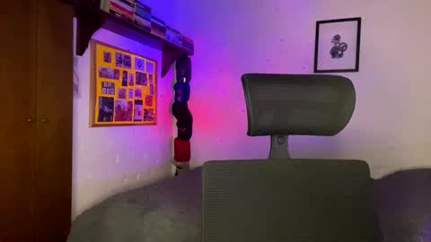 andrew online show from 02-25-25, 02:44