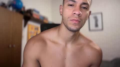 andrew online show from 11-05-25, 01:22