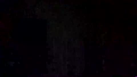 Snapshot of larrythelover23 chatting on 12-22-25, 06:32 larrythelover23 online show from 12-22-25, 06:32