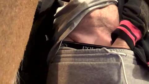 Snapshot of larrythelover23 chatting on 01-15-26, 02:05 larrythelover23 online show from 01-15-26, 02:05