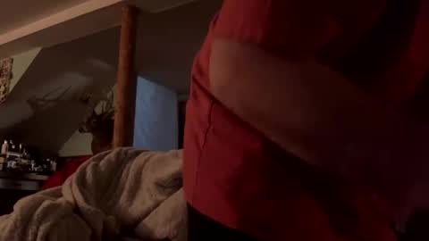 Snapshot of larrythelover23 chatting on 01-17-26, 07:02 larrythelover23 online show from 01-17-26, 07:02