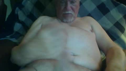 larryw01 online show from 06-12-26, 02:05
