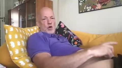 Snapshot of larsafree6 chatting on 09-09-25, 12:26 larsafree6 online show from 09-09-25, 12:26