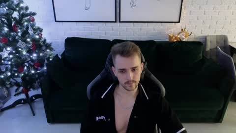 Lars online show from 12-05-24, 01:03