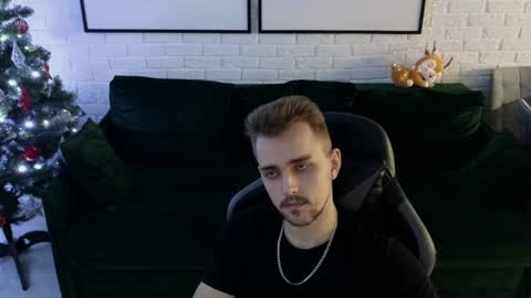 Lars online show from 12-08-24, 01:24