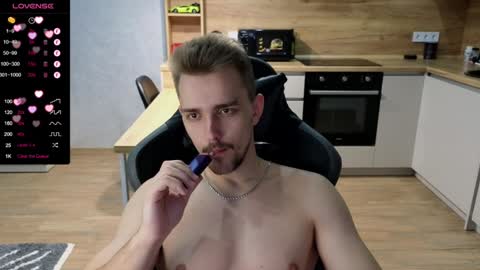 Lars online show from 01-20-25, 01:18