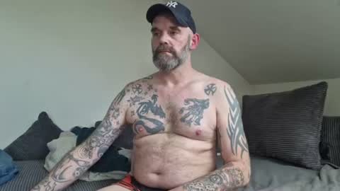 Snapshot of larsvegas1895 chatting on 06-13-26, 12:36 larsvegas1895 online show from 06-13-26, 12:36