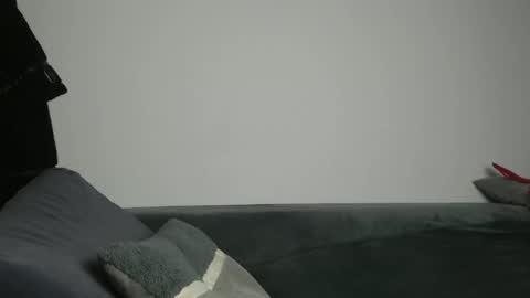 Snapshot of larysalovexxx94 chatting on 12-23-25, 03:26 raisa online show from 12-23-25, 03:26