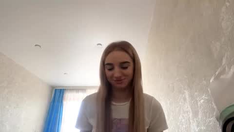 Snapshot of lashawndablanche chatting on 03-17-26, 09:01 Emma online show from 03-17-26, 09:01