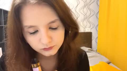 Mila online show from 06-06-26, 06:45