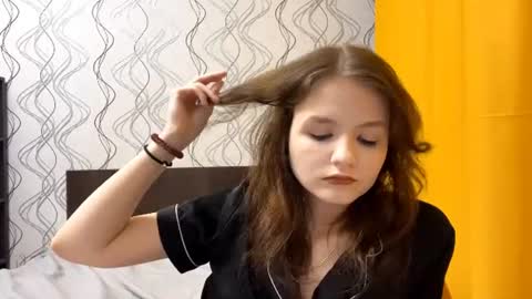 Mila online show from 06-14-26, 06:21