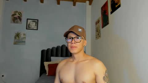 Snapshot of lass_nazar chatting on 05-23-26, 01:22 lass_nazar online show from 05-23-26, 01:22