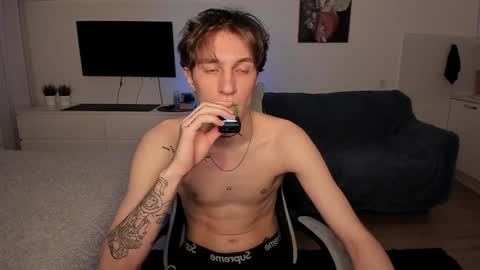 Snapshot of lastnight4you chatting on 01-04-25, 05:48 acie online show from 01-04-25, 05:48