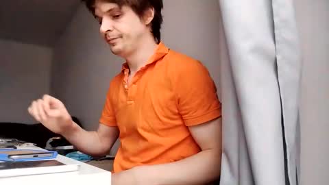 Snapshot of lastwonder chatting on 10-14-25, 02:40 lastwonder online show from 10-14-25, 02:40
