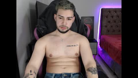 Snapshot of latam_ chatting on 12-18-24, 06:53 YOUR BABY online show from 12-18-24, 06:53