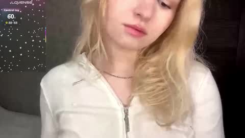 Snapshot of latanyabarthel chatting on 03-04-26, 07:53 Jay online show from 03-04-26, 07:53