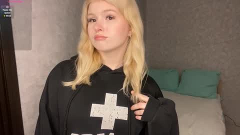 Snapshot of latanyabarthel chatting on 03-14-26, 07:19 Jay online show from 03-14-26, 07:19