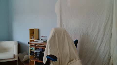 Snapshot of latex_doll_iris chatting on 03-20-26, 08:41 Latex Doll Iris online show from 03-20-26, 08:41