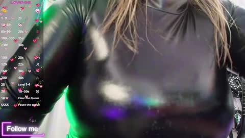 Snapshot of latex_rose_daniels chatting on 02-27-25, 09:14 ROSE online show from 02-27-25, 09:14