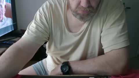Snapshot of latexloverch71 chatting on 04-13-26, 11:05 Andreas Latexlover online show from 04-13-26, 11:05