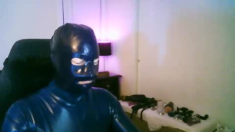 latexminheadroom online show from 10-02-25, 02:07