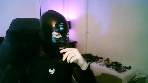 latexminheadroom online show from 10-05-25, 11:57