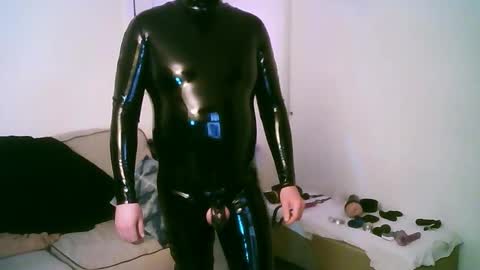latexminheadroom online show from 01-16-26, 02:26