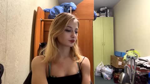 Snapshot of laticiacalicutt chatting on 01-14-26, 05:18 Amelia online show from 01-14-26, 05:18