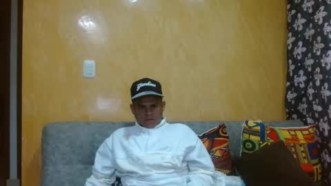 latin_11in online show from 04-10-26, 02:17