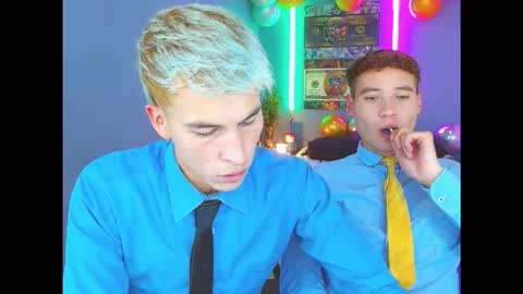 latin_boysxxx_ online show from 10-30-25, 11:49