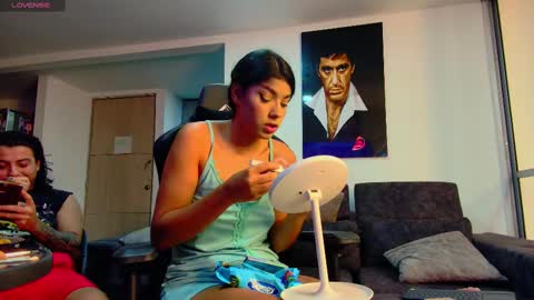 Sara y Andy online show from 02-25-25, 02:47