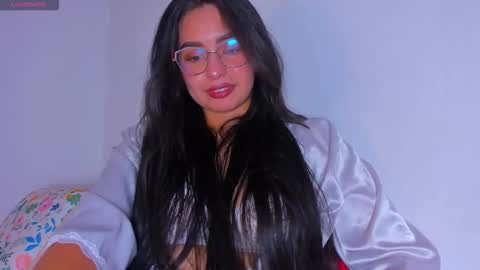 Snapshot of latin_gabby chatting on 12-22-25, 08:39 Gabby online show from 12-22-25, 08:39