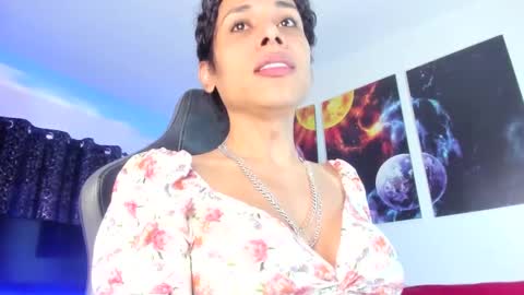 Snapshot of latin_goddessx chatting on 02-20-25, 09:31 instagramlatin goddessx im nikoll online show from 02-20-25, 09:31