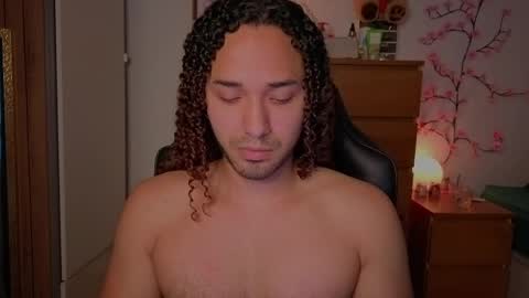 Snapshot of latin_luxury_i chatting on 04-27-26, 05:16 Free OF online show from 04-27-26, 05:16