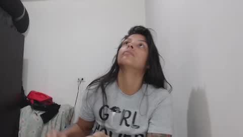 M E G A N  online show from 01-05-25, 07:17