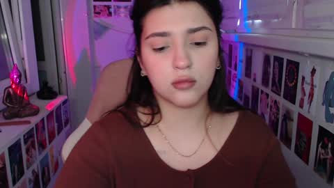 Snapshot of latina_mia chatting on 12-10-24, 06:44 miiiiiiaaaa online show from 12-10-24, 06:44