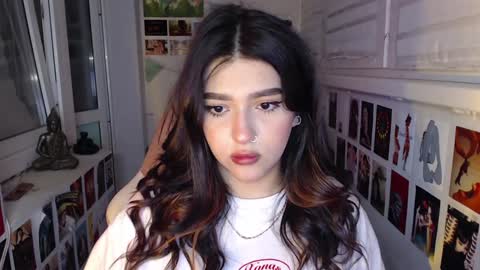 Snapshot of latina_mia chatting on 01-06-25, 10:15 miiiiiiaaaa online show from 01-06-25, 10:15