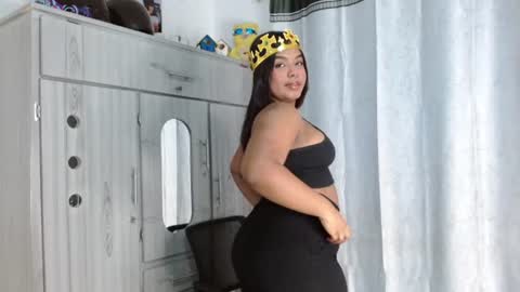 latina_queen0 online show from 07-16-26, 03:01