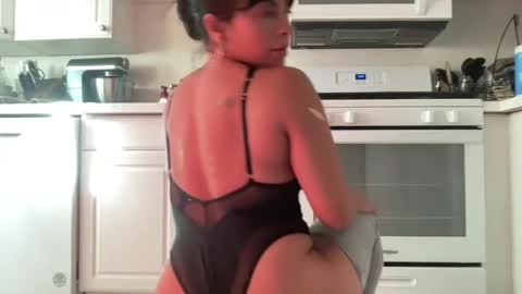 Snapshot of latinadancer23 chatting on 07-24-26, 12:52 latinadancer23 online show from 07-24-26, 12:52