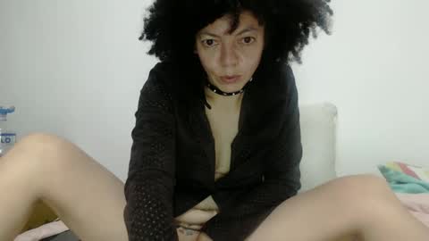 Latinacoka online show from 01-21-25, 01:39