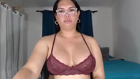 Snapshot of latinaflower_ts chatting on 02-03-25, 07:31 FLOR SALVAJE online show from 02-03-25, 07:31